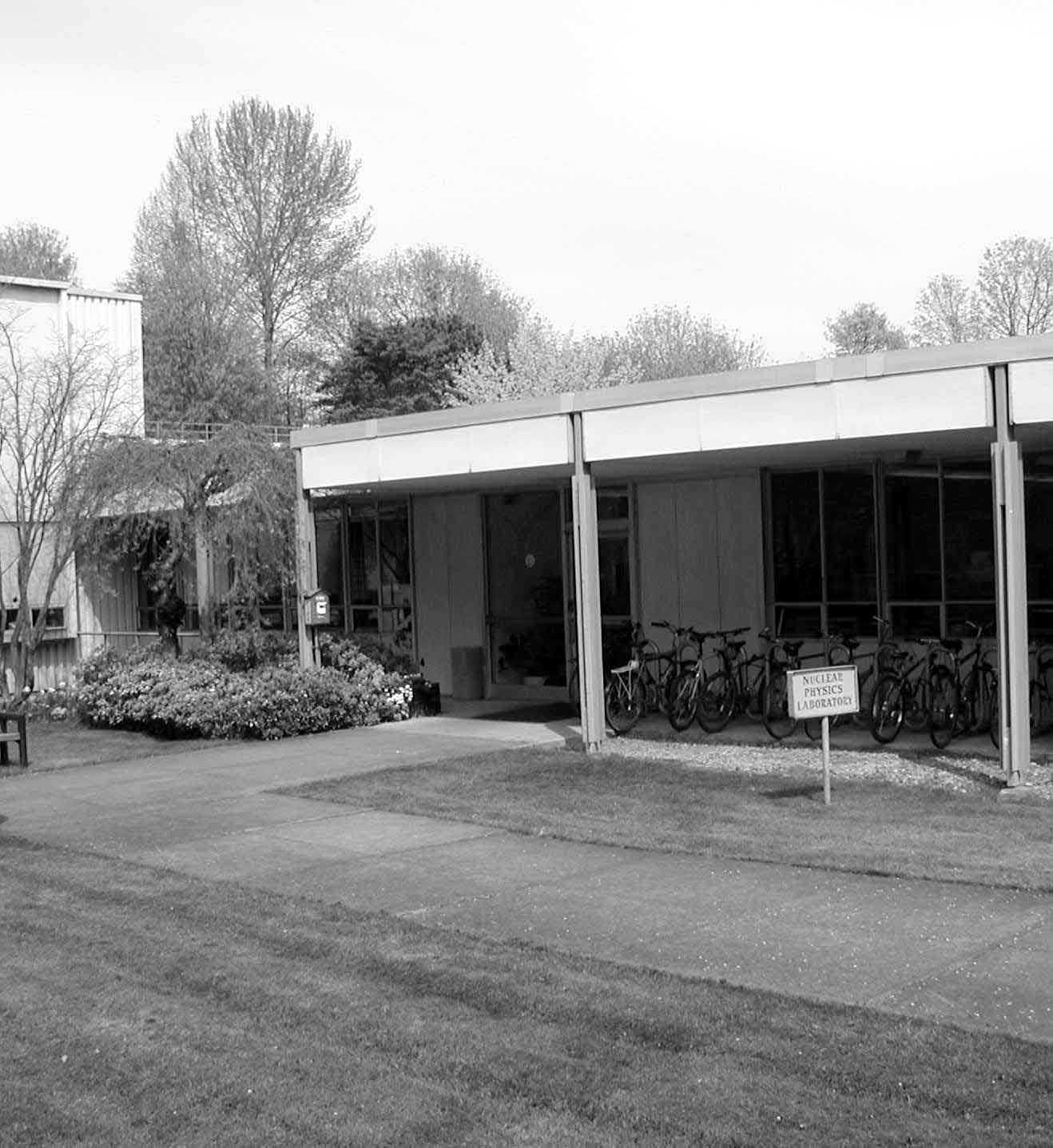 Entrance on 1st Floor