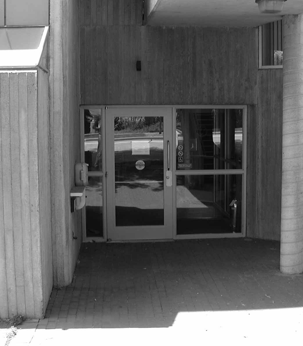 Entrance on 1st Floor