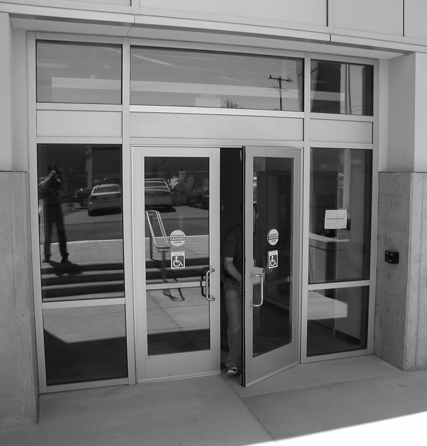 Entrance off Burke-Gillman Trail