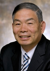 Ui-Hak Chong