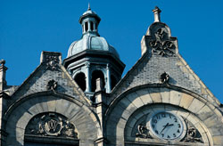 For the last 80 years Denny Hall, the oldest building on campus, had a green bell tower.