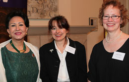 Thai Princess Vudhichalerm Vudhijaya Gilbert, left, Judith Henchy & UW Libraries Dean Betsy Wilson.