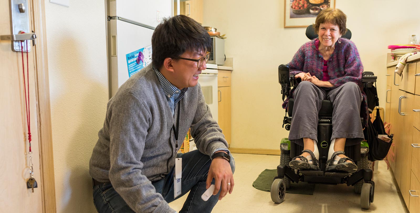 Ruiz and Choi talk during the installation