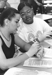 Jessica and Shavonne in science lab DO-IT Scholars Jessica and Shavonne in science lab