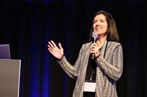 AccessADVANCE Co-PI Cecelia Aragorn teaches a class. AccessADVANCE Co-PI Cecelia Aragorn teaches a class.