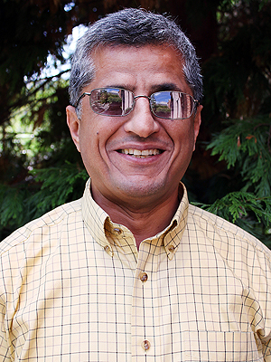 Hadi Image of staff member Hadi