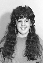 Portrait photo of 1993 DO-IT Scholar Anna