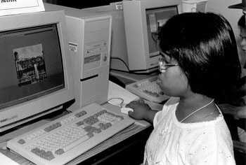 Photo of DO-IT Mentor Dean Martineau demonstrates email and speech output