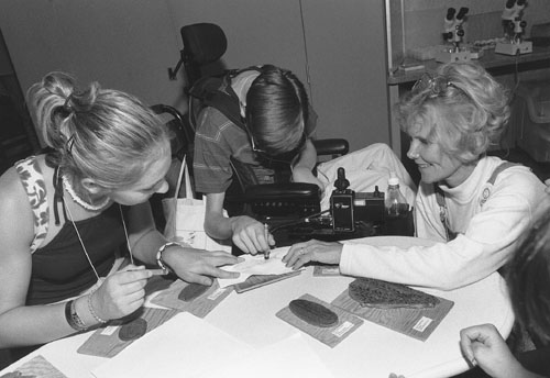 2001 DO-IT Scholars with DO-IT Director Sheryl Burgstahler